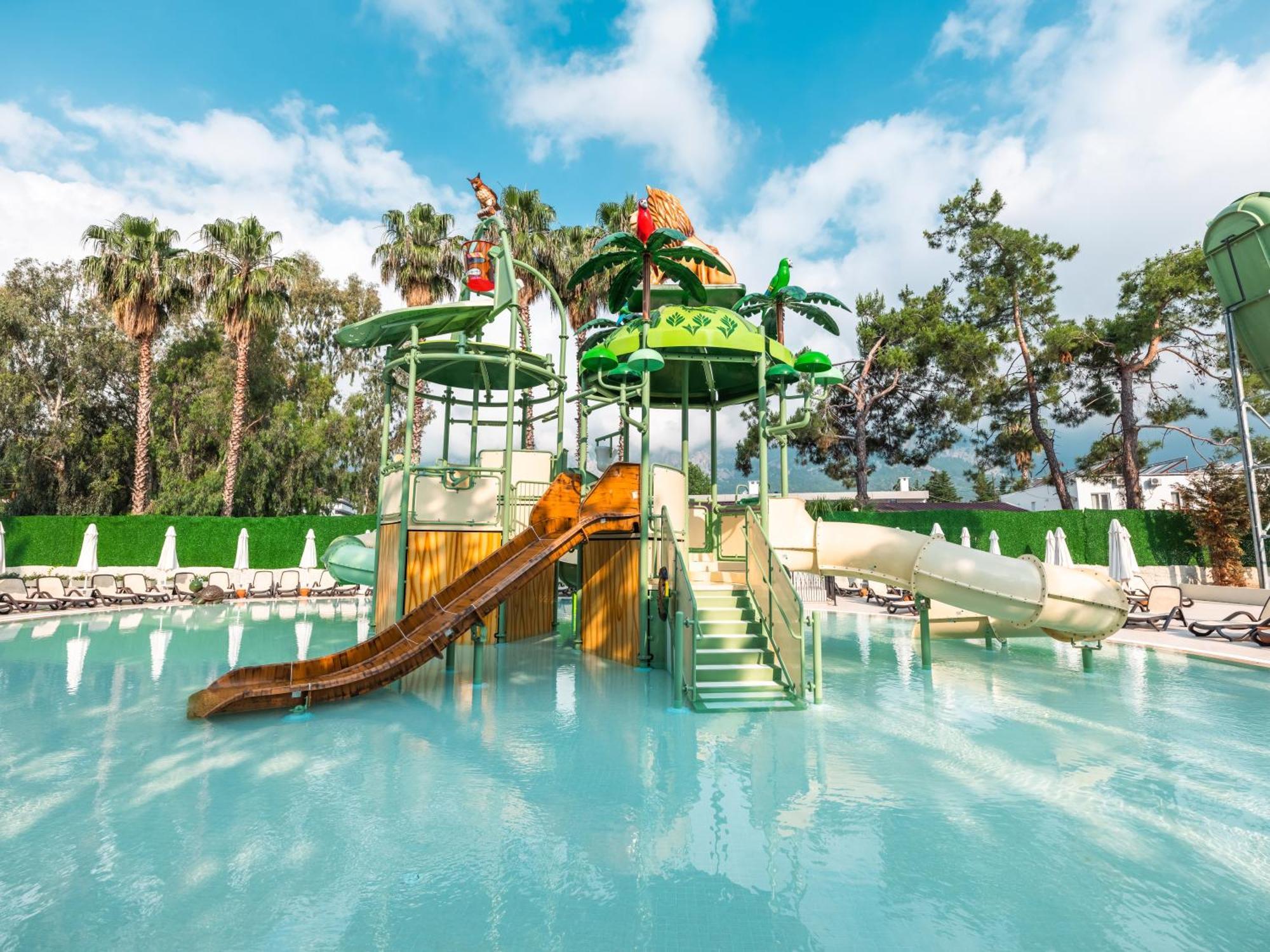 Greenwood Kemer Resort Экстерьер фото