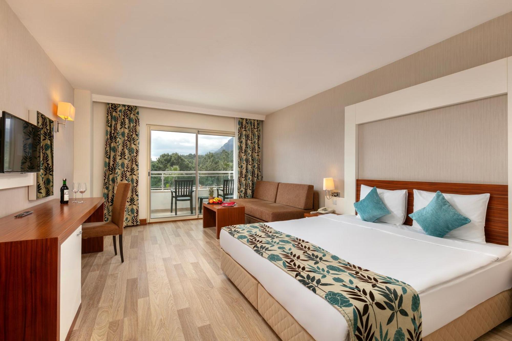 Greenwood Kemer Resort Экстерьер фото